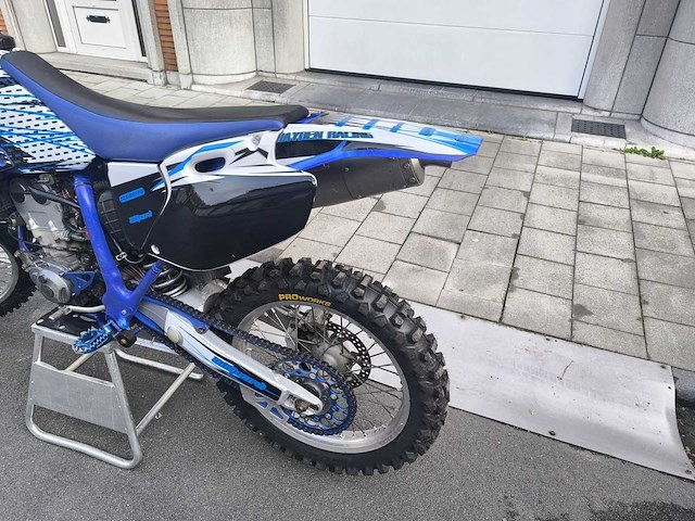 Yamaha wrf400 2000 motorfiets - afbeelding 12 van  17