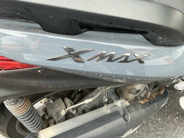 Yamaha x-max 300 brommer - afbeelding 3 van  13