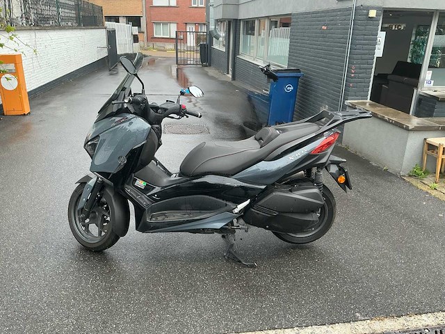 Yamaha x-max 300 brommer - afbeelding 6 van  13