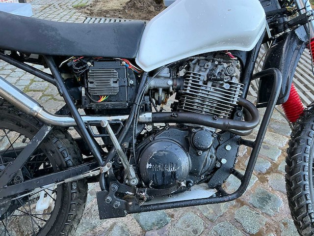 Yamaha xt 550 motorfiets - afbeelding 3 van  16