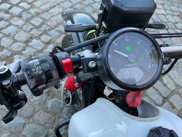 Yamaha xt 550 motorfiets - afbeelding 5 van  16