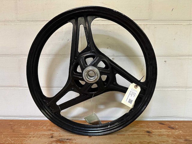 Yamaha ybr125 velg voorwiel - afbeelding 1 van  4