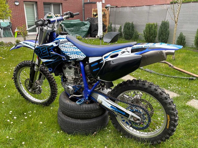 Yamaha yz 450 f motocross - afbeelding 12 van  19
