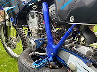 Yamaha yz 450 f motocross - afbeelding 6 van  19