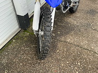 Yamaha yz450f 4-takt, enkelcilinder, vloeistofgekoeld, dohc crossmotor - afbeelding 4 van  13