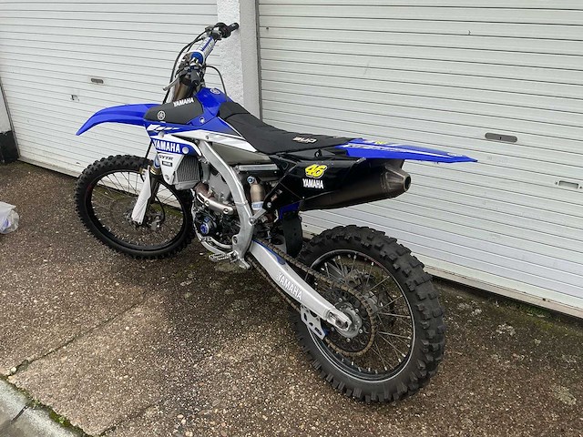 Yamaha yz450f 4-takt, enkelcilinder, vloeistofgekoeld, dohc crossmotor - afbeelding 6 van  13