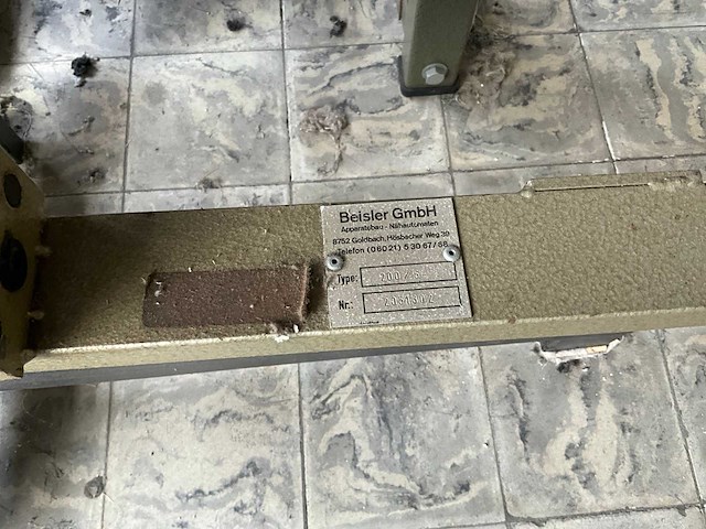 Yamato dcz 361 a d2k safetystitch machine met langstukstapelaar beisler - afbeelding 8 van  9