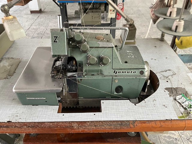 Yamato dcz 361 a d2k safetystitch machine - afbeelding 2 van  8