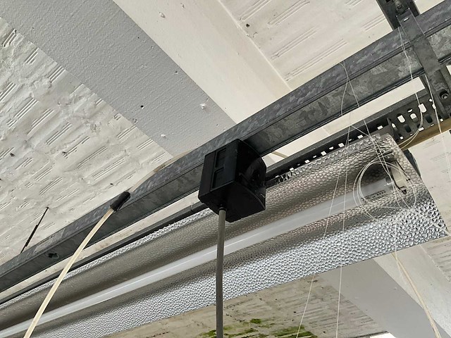 Yamato dcz 361 a d2k safetystitch machine - afbeelding 2 van  2