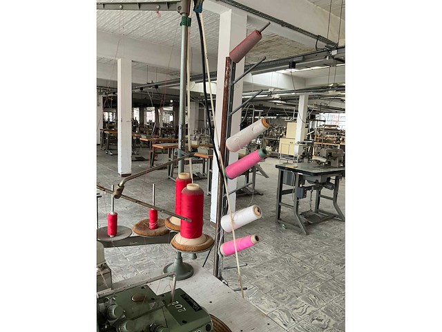 Yamato dcz 361 ak d2 safetystitch machine - afbeelding 6 van  8