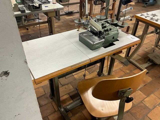 Yamato dcz 361 c d3 k naaimachine safetystitch - afbeelding 4 van  11