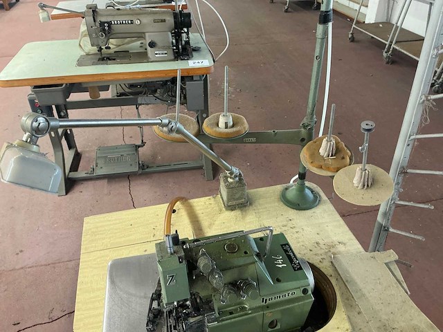 Yamato dcz-361a-d2 naaimachine safetystitch - afbeelding 5 van  9