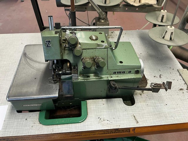 Yamato dcz-361ak-d2 naaimachine safetystitch - afbeelding 3 van  8