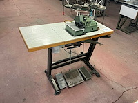 Yamato dcz-361c-d3/k naaimachine safetystitch - afbeelding 1 van  3