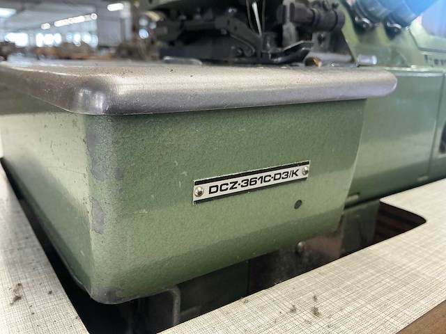 Yamato dcz-361c-d3/k naaimachine safetystitch - afbeelding 8 van  8