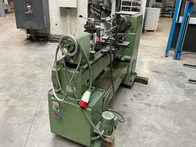 Yamazaki mazak-mate horizontale precisie draaibank - afbeelding 7 van  10