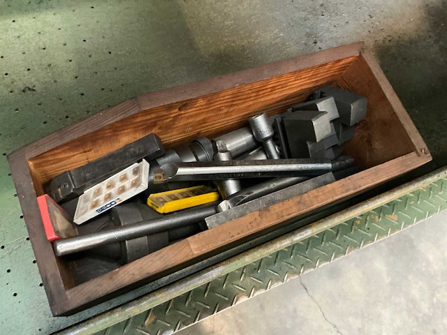 Yamazaki mazak-mate horizontale precisie draaibank - afbeelding 8 van  10