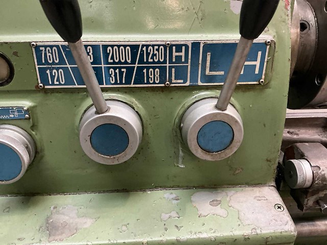 Yamazaki mazak-mate horizontale precisie draaibank - afbeelding 9 van  10