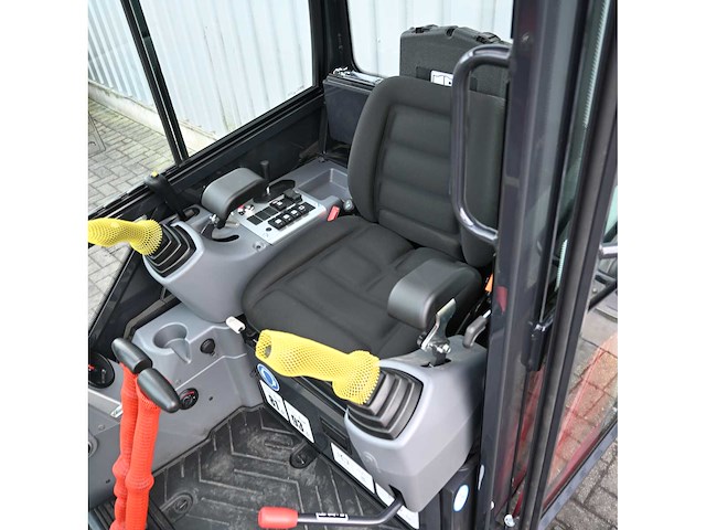Yanmar - 2023 - sv15vt - minigraafmachine - afbeelding 4 van  13