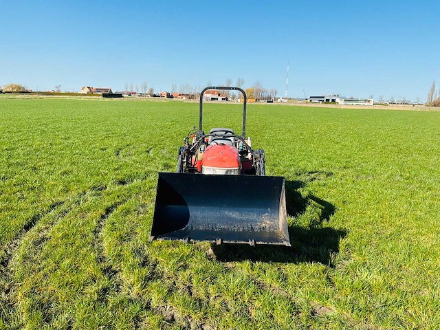 Yanmar - af-18 - yanmar af18 compact tractor 4wd with front loader - afbeelding 3 van  11