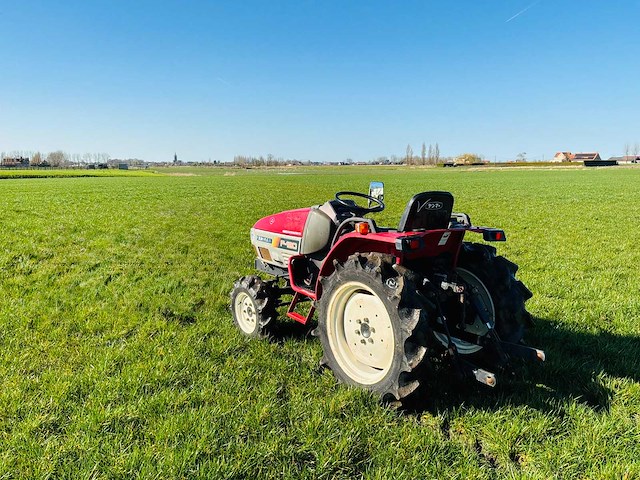 Yanmar - f-180 - yanmar f-180 compact tractor 4wd - afbeelding 10 van  11