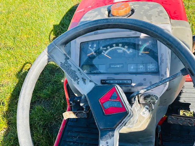 Yanmar - f-200 - yanmar f200 compact tractor – hydrostatic - afbeelding 2 van  11