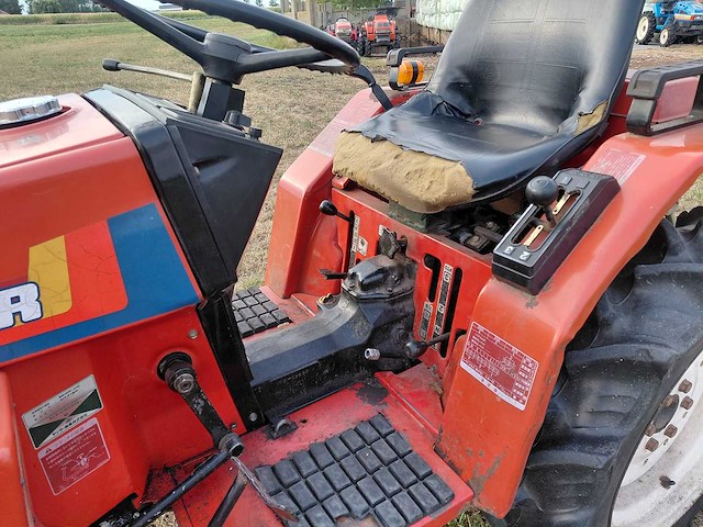Yanmar - f16 - garden tractor - afbeelding 13 van  21