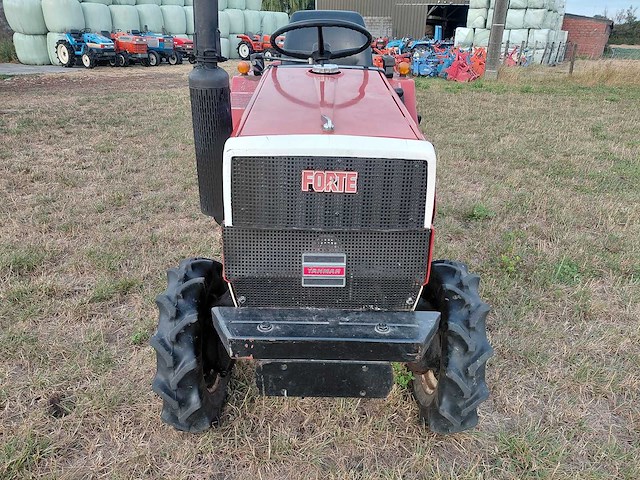 Yanmar - f16 - garden tractor - afbeelding 20 van  21