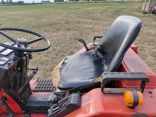 Yanmar - f16 - garden tractor - afbeelding 1 van  1