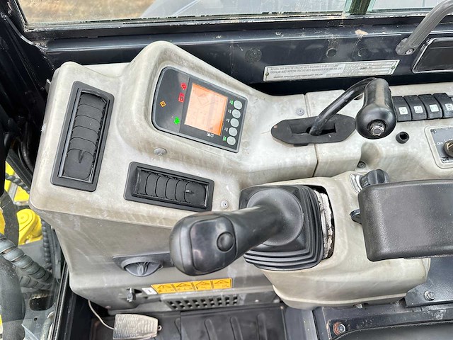 Yanmar - vio50-6b - midigraafmachine - afbeelding 29 van  41