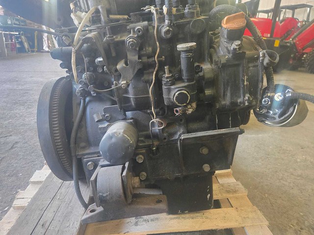 Yanmar 3tn100 turbo dieselmotor - afbeelding 4 van  11