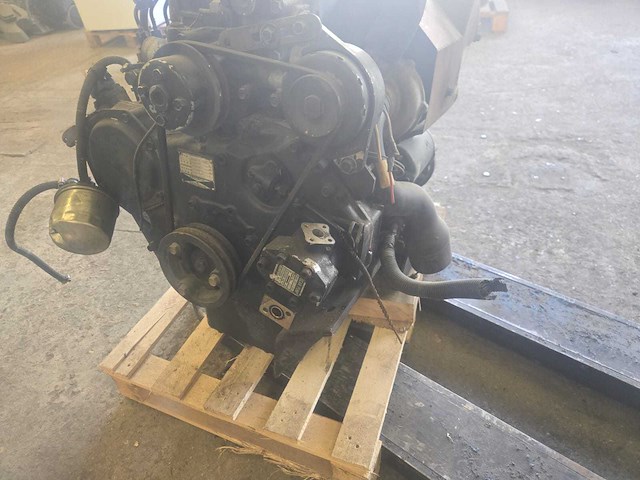 Yanmar 3tn100 turbo dieselmotor - afbeelding 6 van  11