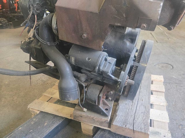 Yanmar 3tn100 turbo dieselmotor - afbeelding 9 van  11