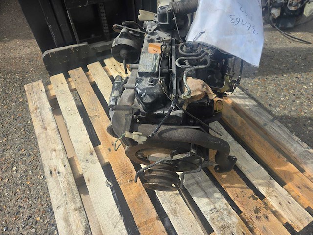 Yanmar 3tn63 dieselmotor - afbeelding 1 van  5