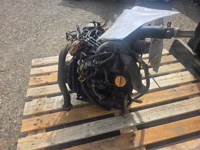 Yanmar 3tn63 dieselmotor - afbeelding 2 van  5