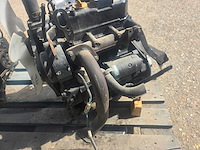Yanmar 3tna72 dieselmotor - afbeelding 5 van  9