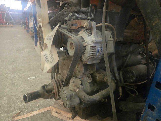 Yanmar 4tn100t dieselmotor - afbeelding 1 van  9