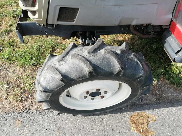 Yanmar af-33 vierwielaangedreven minitractor - afbeelding 12 van  18