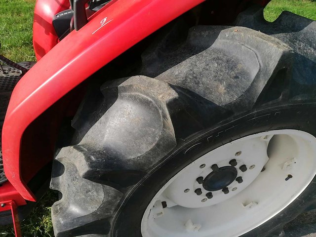 Yanmar af-33 vierwielaangedreven minitractor - afbeelding 13 van  18