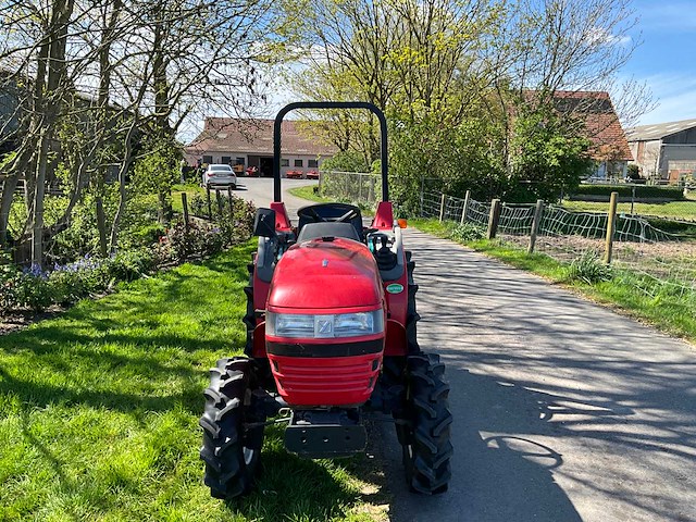 Yanmar af180 minitractor - afbeelding 12 van  23