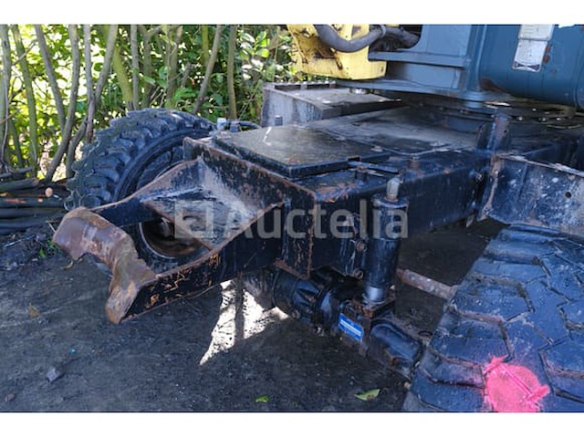 Yanmar b55w-1 wielgraafmachine met cabine (vin:1655) - afbeelding 8 van  18