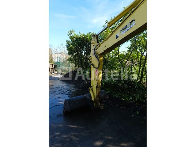 Yanmar b55w-1 wielgraafmachine met cabine (vin:1655) - afbeelding 11 van  18
