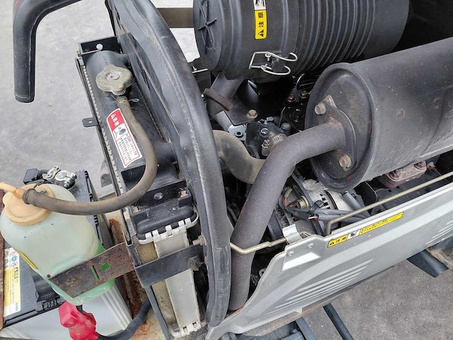 Yanmar ef224 minitractor - afbeelding 2 van  13