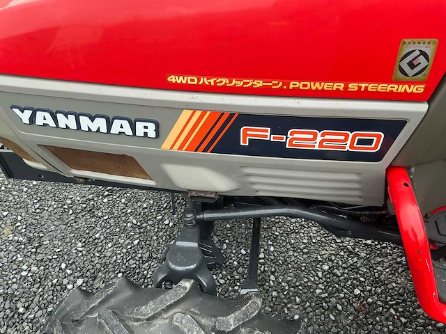 Yanmar f-220 minitractor - afbeelding 17 van  25