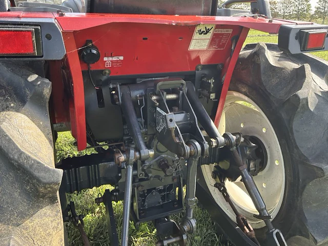 Yanmar f-220 vierwielaangedreven minitractor - afbeelding 8 van  17
