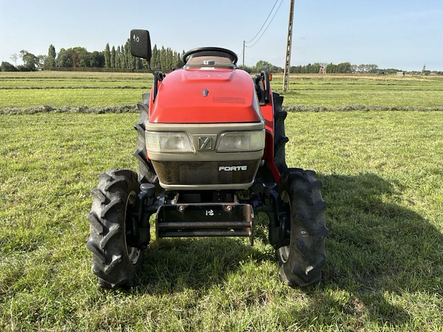 Yanmar f-220 vierwielaangedreven minitractor - afbeelding 10 van  17