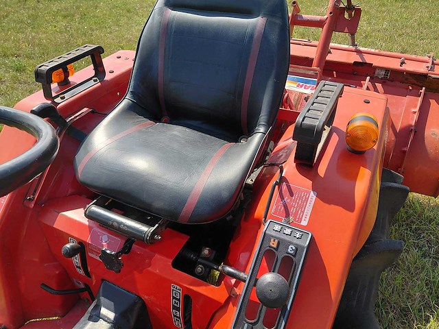 Yanmar f165 minitractor + grondfrees - afbeelding 5 van  14