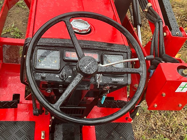 Yanmar f16d minitractor - afbeelding 13 van  37