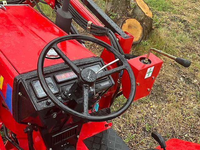 Yanmar f16d minitractor - afbeelding 18 van  37