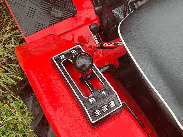 Yanmar f16d minitractor - afbeelding 19 van  37